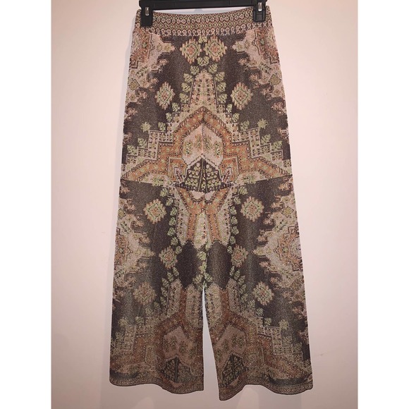 Zara High-Waisted Wide-Leg Metallic Jacquard Culottes - Picture 3 of 8